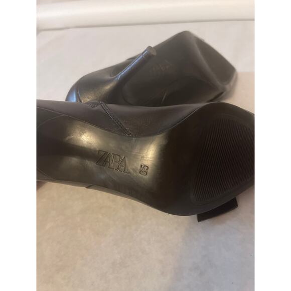 Zara Knife Boot Pointed Toe Buckle Leather Black Zip Bootie Women Size 35 US 5 - Picture 9 of 9